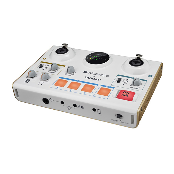 Tascam(タスカム ) / MiNiSTUDIO CREATOR US-42 - USBオーディオ・インターフェース - 【6月上旬発売開始予定】